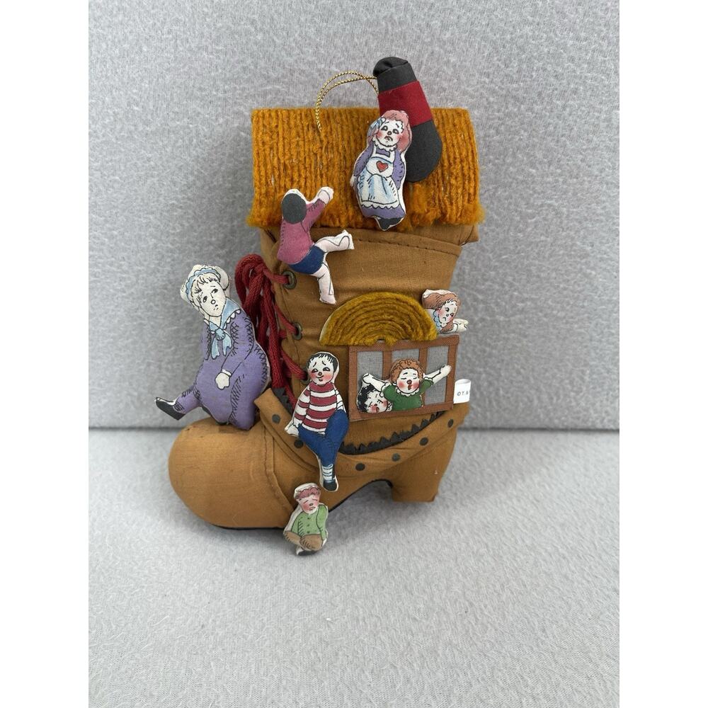 VTG T&R Floyd Old Lady Lived in a Shoe Plush Ornament 1989 Christma - Picture 2 of 9